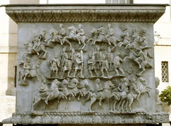 Militaire parade, vanaf de basis van de Zuil van Antoninus Pius, c.161